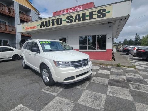 Used 2017 Dodge Journey SE w/ Flexible Seating Group FWD image 1