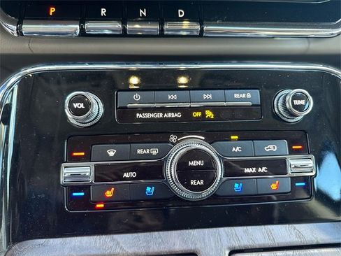 Used 2024 Lincoln Navigator Reserve image 20