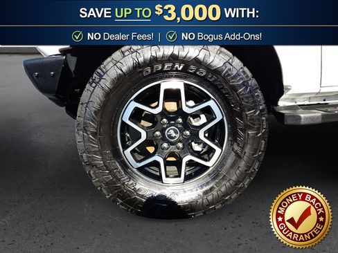 Used 2024 Ford Bronco Outer Banks image 13