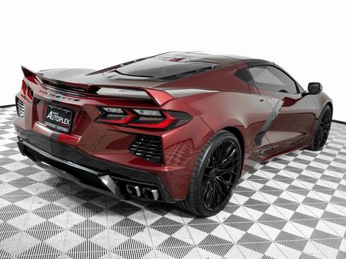 Used 2020 Chevrolet Corvette Stingray Premium Cpe w/ 3LT Preferred Equipment Group image 5