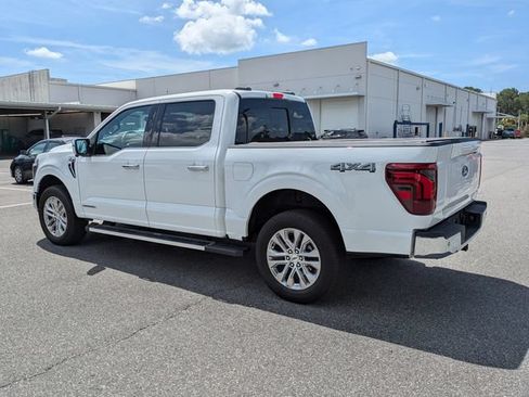 Used 2025 Ford F150 Lariat w/ Equipment Group 502A High AWD/4WD image 5