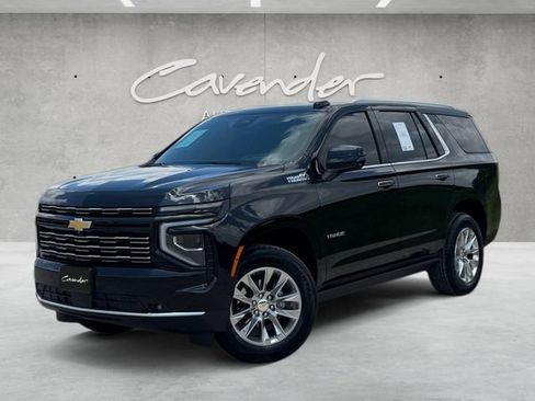 Used 2025 Chevrolet Tahoe High Country RWD image 1