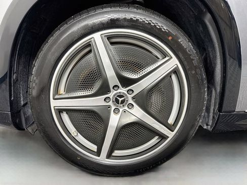 Used 2023 Mercedes-Benz EQS 580 4MATIC SUV image 41