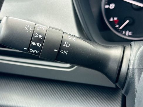 New 2026 Subaru Crosstrek 2.0i Premium AWD/4WD image 12