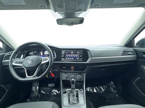 Used 2023 Volkswagen Jetta S image 19