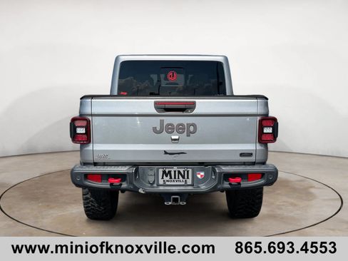 Used 2020 Jeep Gladiator Rubicon AWD/4WD image 4