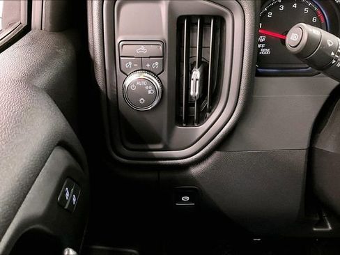 Used 2024 GMC Sierra 1500 Pro w/ Pro Value Package image 33