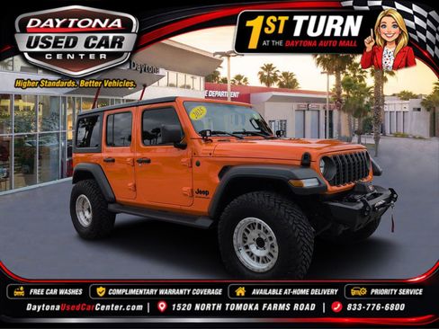 Used 2025 Jeep Wrangler Sport image 1