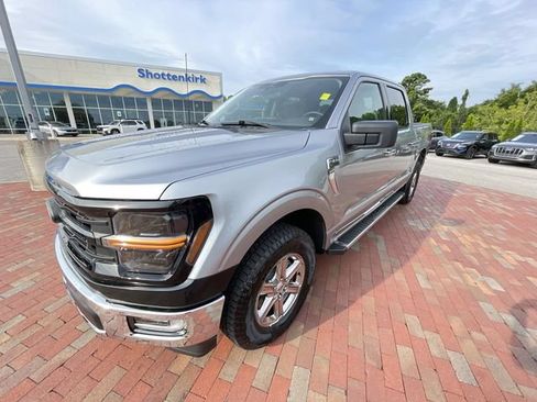 Used 2025 Ford F150 XLT w/ Equipment Group 301A Standard AWD/4WD image 27