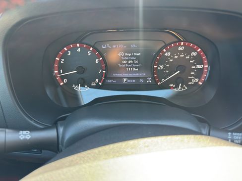 Used 2025 Nissan Frontier PRO-4X image 14