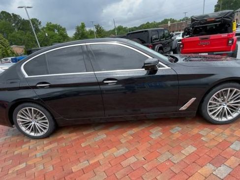 Used 2017 BMW 540i xDrive AWD/4WD image 2