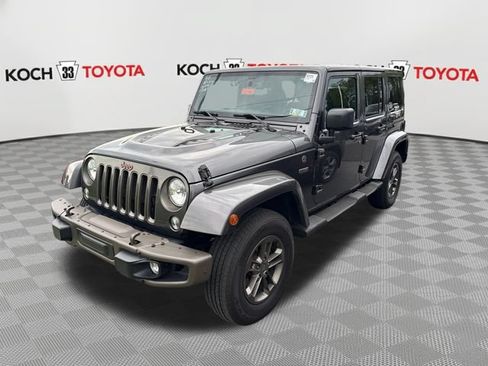 Used 2016 Jeep Wrangler Unlimited Sahara AWD/4WD image 3