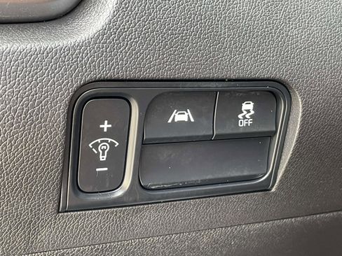 Used 2022 Kia Sorento S w/ Panoramic Sunroof Package image 14