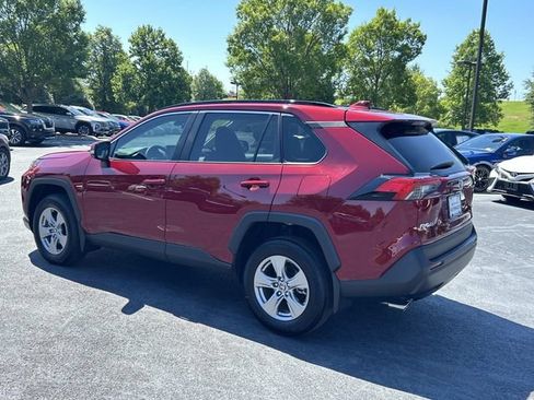 Used 2025 Toyota RAV4 XLE w/ Convenience Package FWD image 6
