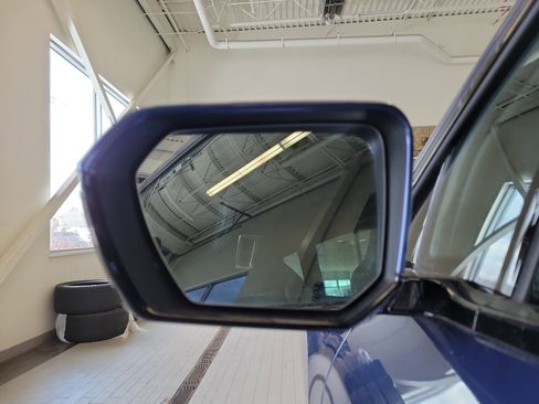 Used 2023 BMW iX xDrive50 w/ Convenience Package image 10