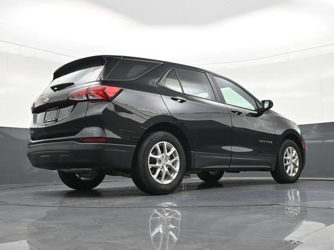 Used 2024 Chevrolet Equinox LS w/ Driver Confidence II Package FWD image 27