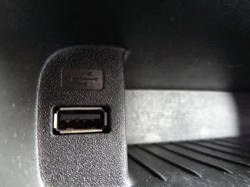 Used 2016 Ford Focus SE FWD image 25