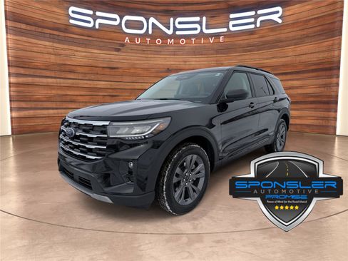 New 2026 Ford Explorer Active w/ Active Comfort Package image 1