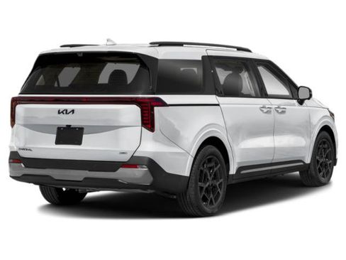 New 2025 Kia Carnival SX Prestige FWD image 2