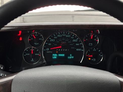 Used 2019 Chevrolet Express 2500 RWD image 29