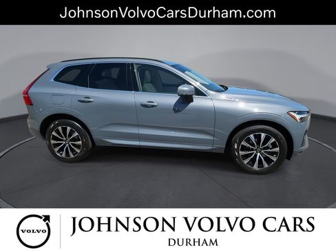 Used 2023 Volvo XC60 B5 Core AWD/4WD image 9