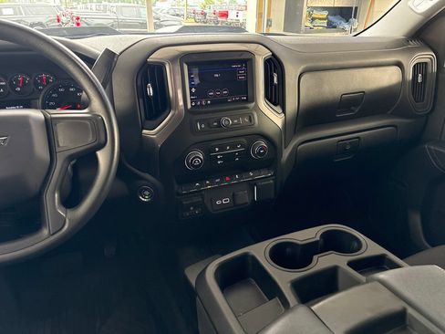 Used 2025 Chevrolet Silverado 1500 Custom Trail Boss w/ Dark Appearance Package AWD/4WD image 22