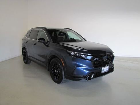 Certified 2025 Honda CR-V Sport image 3