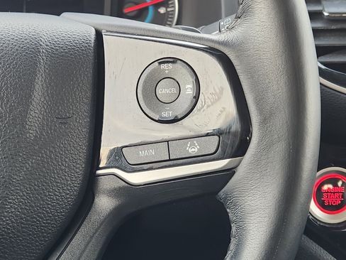 Used 2021 Honda Pilot Touring image 29