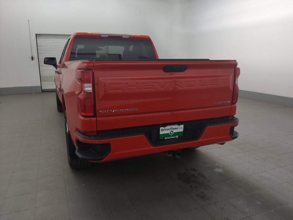 Used 2019 Chevrolet Silverado 1500 Custom w/ Custom Value Package AWD/4WD image 6