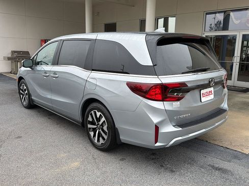New 2026 Honda Odyssey EX-L image 4