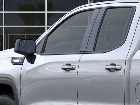 Used 2026 GMC Sierra 1500 Elevation image 12