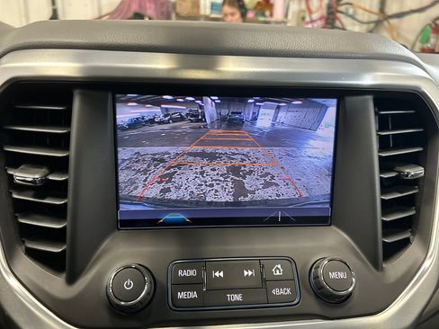 Used 2017 GMC Acadia SLE w/ Driver Alert Package I AWD/4WD image 25