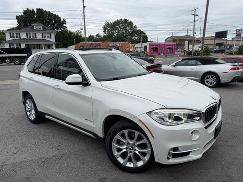 Used 2015 BMW X5 xDrive35i w/ Premium Package AWD/4WD image 2
