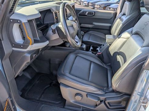 Used 2023 Ford Bronco Badlands image 5