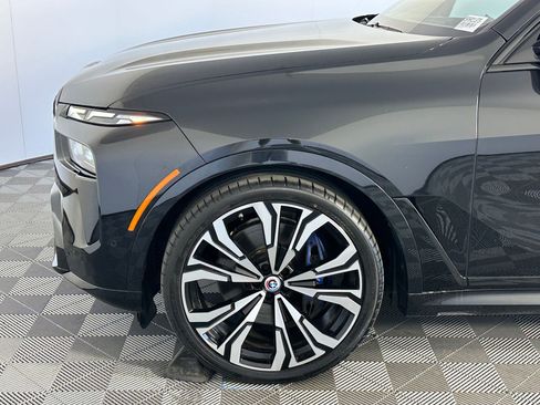 Used 2023 BMW X7 M60i w/ Executive Package image 9