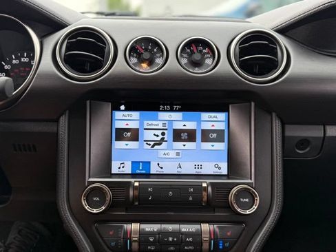 Used 2016 Ford Mustang Shelby GT350 w/ Technology Package RWD image 26