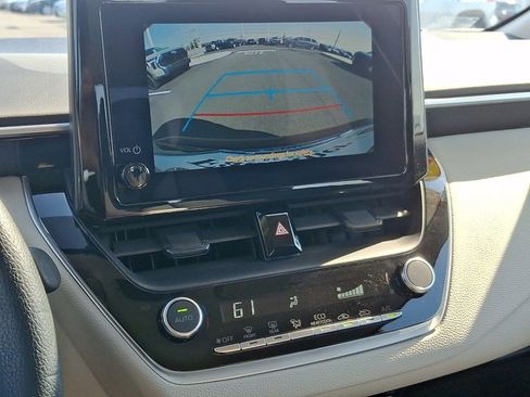 Certified 2024 Toyota Corolla LE FWD image 17