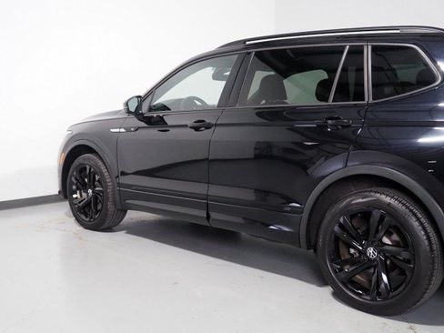 Used 2024 Volkswagen Tiguan SE R-Line FWD image 46