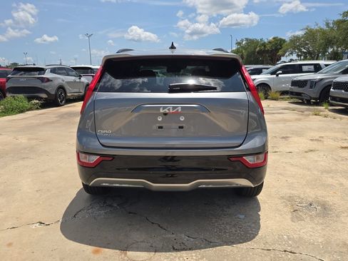 New 2026 Kia Niro Wind FWD image 7