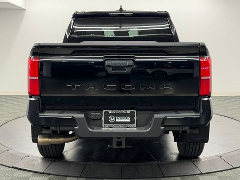 Used 2026 Toyota Tacoma SR5 RWD image 11