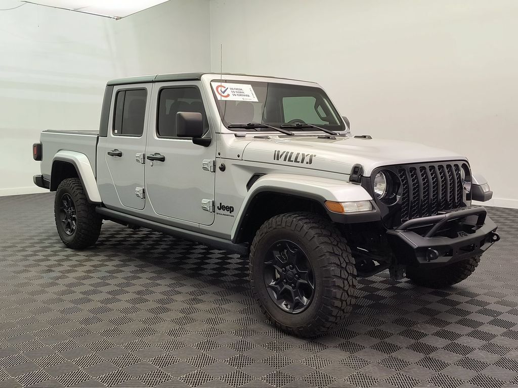 Used 2023 Jeep Gladiator Sport AWD/4WD image 7