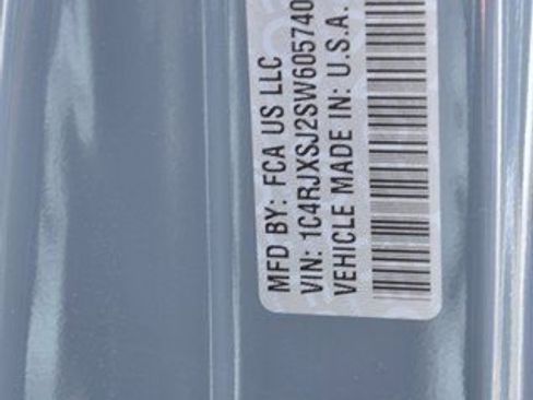 New 2025 Jeep Wrangler Unlimited Rubicon 392 image 11