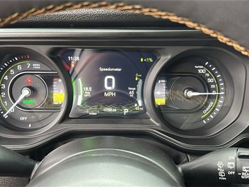 Used 2024 Jeep Wrangler Unlimited w/ Convenience Group image 13