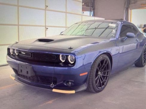 Used 2023 Dodge Challenger R/T Scat Pack w/ T/A Package image 2