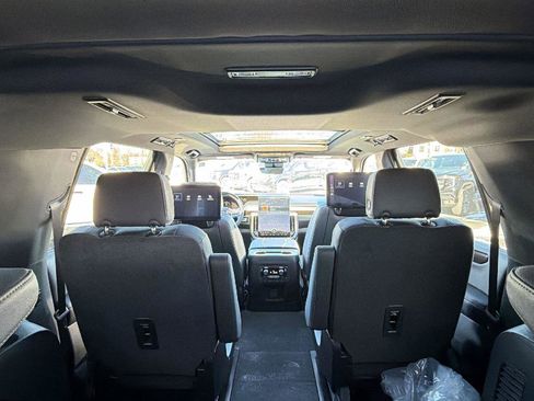 New 2026 GMC Yukon XL Elevation w/ Elevation Premium Package image 37