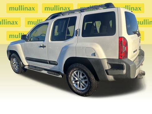 Used 2015 Nissan Xterra S w/ Value Package image 10
