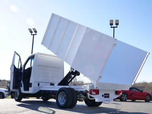 Used 2023 Mercedes-Benz Sprinter 3500 w/ Acoustic Package image 17