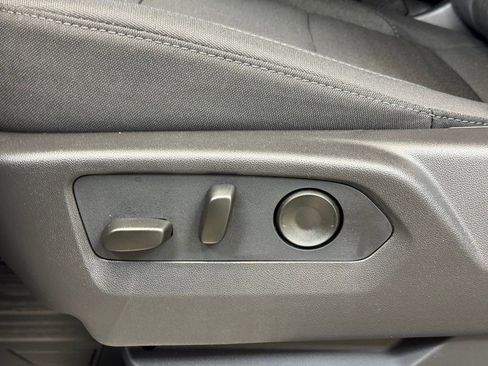 New 2026 GMC Sierra 1500 SLE w/ Preferred Package image 12