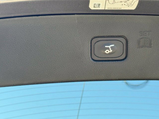 Used 2021 Ford Edge SEL w/ Convenience Package AWD/4WD image 12