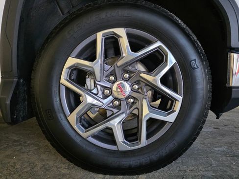 Used 2023 GMC Sierra 1500 SLT w/ SLT Premium Package image 33